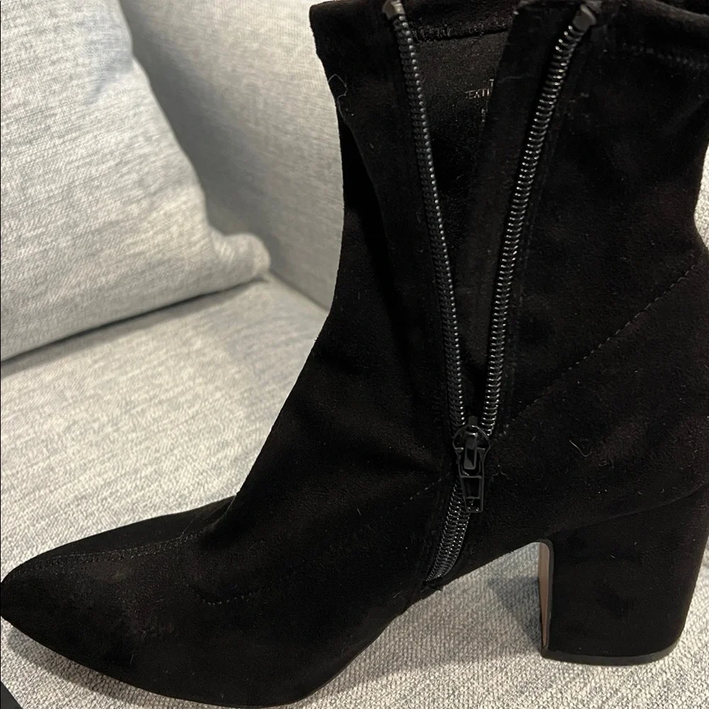 Steven Lieve Black Suede Pointed-Toe Sock Boots - Picture 7 of 11